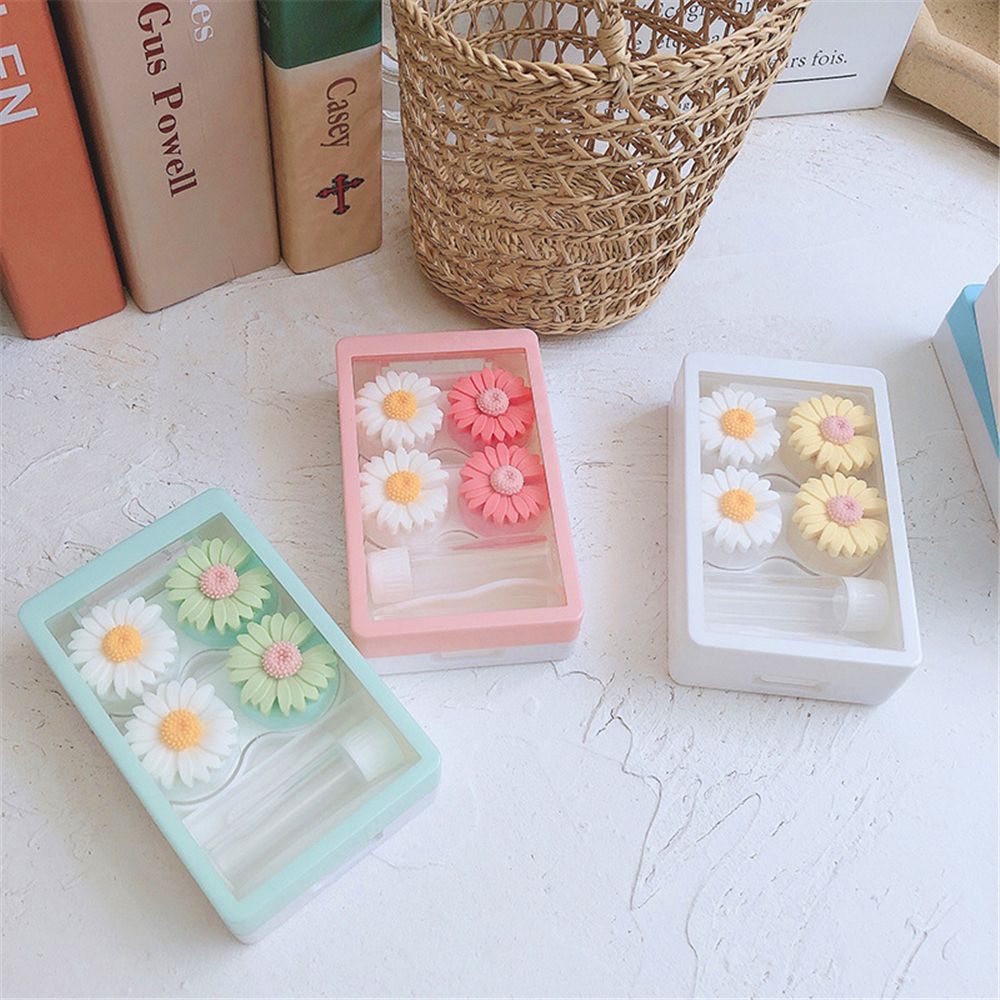 Hộp đựng kính áp tròng họa tiết hoa cúc nhiều màu sắc