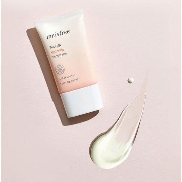 kem chống nắng innisfree Tone Up Watering Sunscreen SPF50+/PA++++ 50ml giúp nâng tông, dưỡng ẩm da