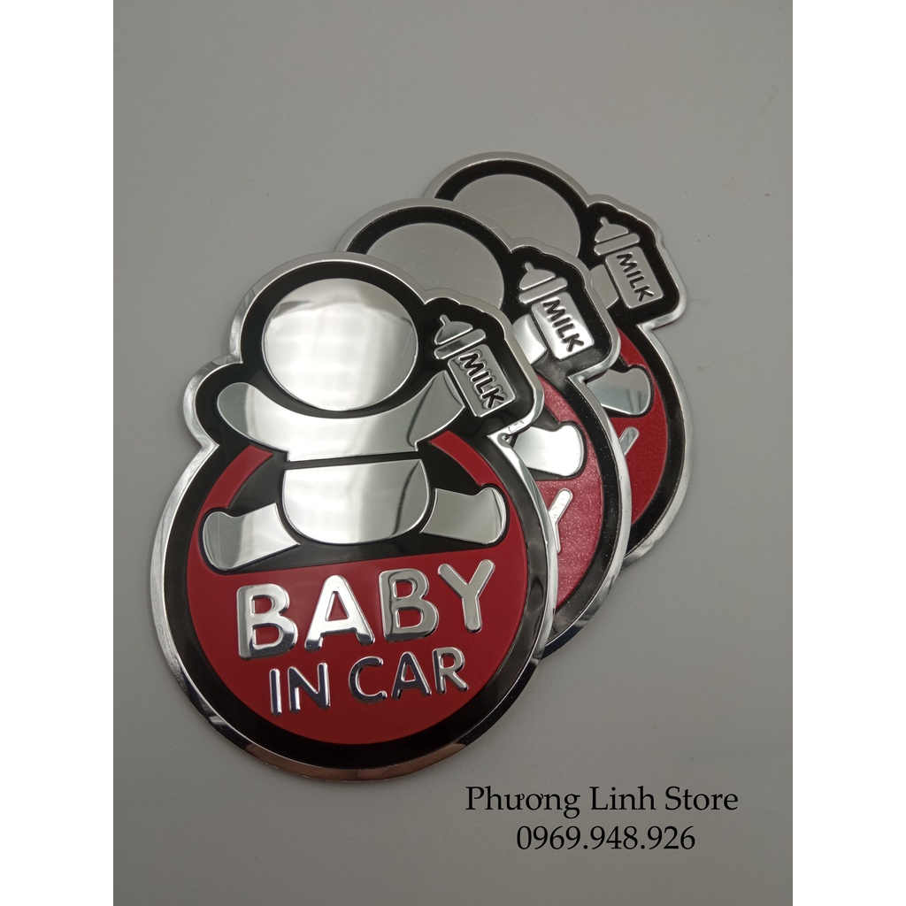 Tem xe ô tô đẹp Baby In Car cầm sữa Logo dán xe Tem nhôm baby màu đỏ (130)