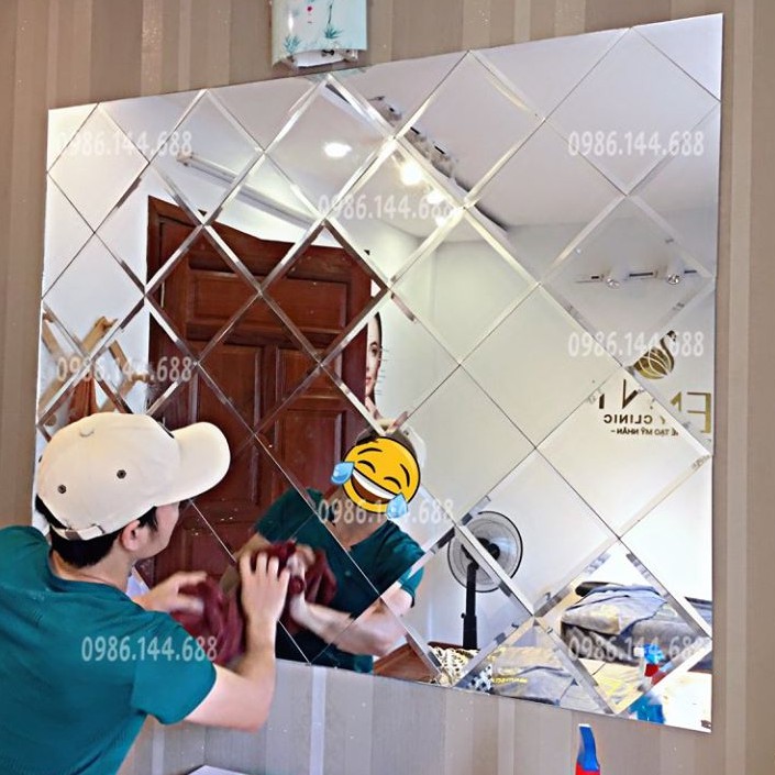 Gương ghép trang trí dán tường 71cm x 100cm (đã cắt sẵn, kèm băng keo và sơ đồ dán)