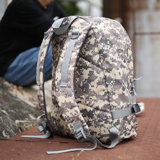Balo 3 pubg - size lớn Chống Nước - có cổng USB