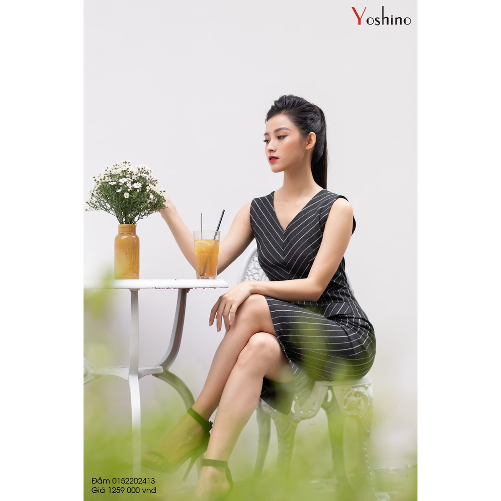 Yoshino Đầm ôm kẻ sát nách thời trang 0152202413