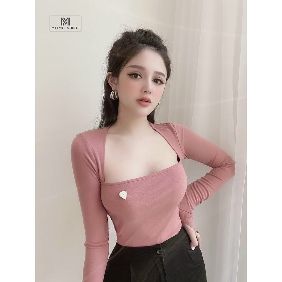 Áo Kiểu Borip Tay Dài Cổ Vuông Đính Logo Cực Xinh Phong Cách Hot Girl Hàn Quốc Siêu Xinh TTKXA0270