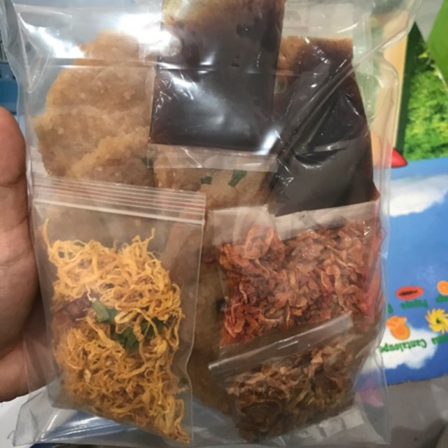CƠM CHÁY KHÔ GÀ SỐT ME NGỌC THUỶ