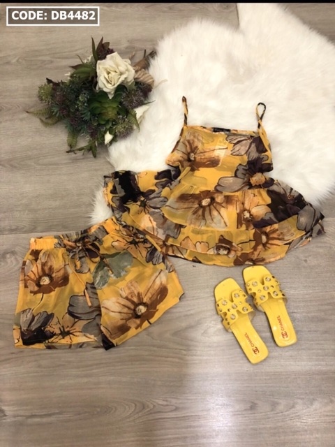 Set đồ đũi nữ quần đùi phối áo 2 dây siêu mát siêu sang siêu đẹp nha mn 😘😘😘 | BigBuy360 - bigbuy360.vn