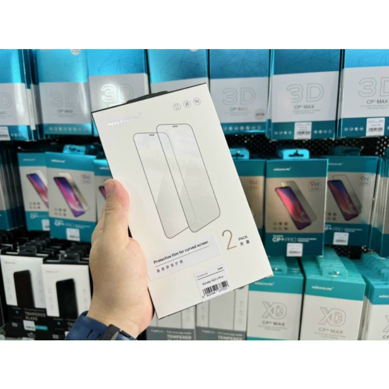 Bộ 2 miếng dán samsung S22 ultra chính hãng nillkin siêu đẹp.