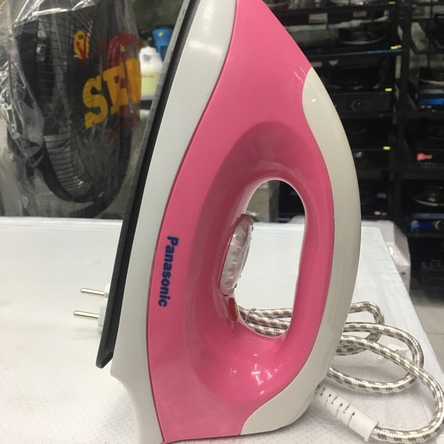 Bàn ủi panasonic