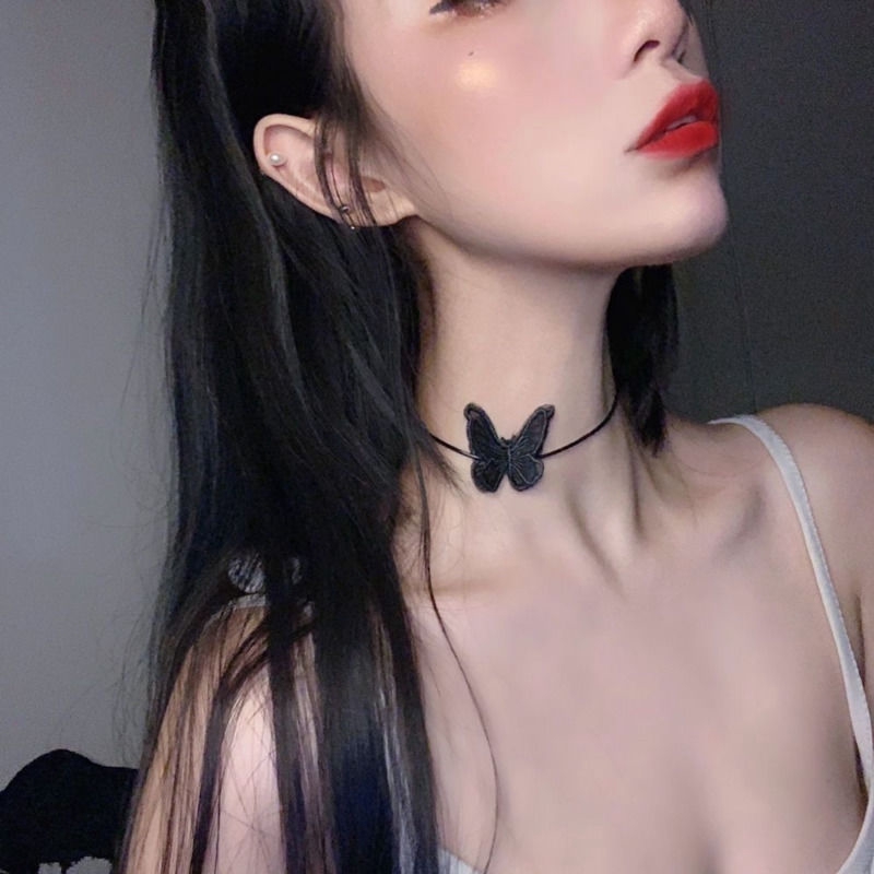 Vòng Cổ choker Ren Mặt Hình Bướm Đen Quyến Rũ