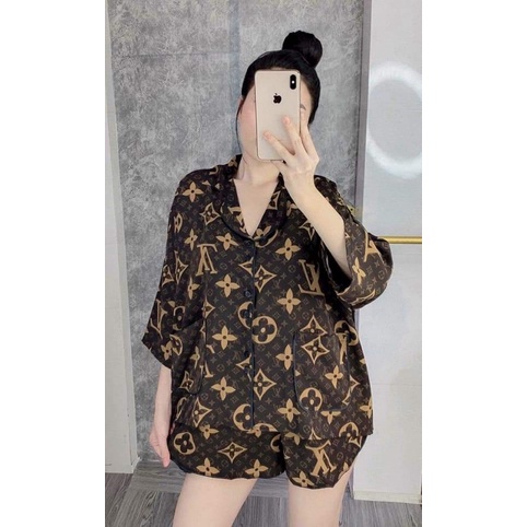 Đồ Bộ Cánh Dơi Đùi Mai Ngô