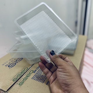 1 Khay Nhựa Chuyên dụng 2/3-để MÚT XỐP Cắm Bông- giúp ta khỏi phải phiền lòng khi tìm cách giữ nước của xốp cắm HOA