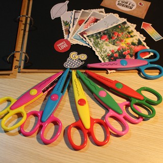 Kéo Cắt Viền Họa Tiết Thủ Công Handmade (Cỡ Nhỏ 13.5cm) - Cắt Đường Viền Ảnh, Trang Trí Scrapbook, Lưu Bút