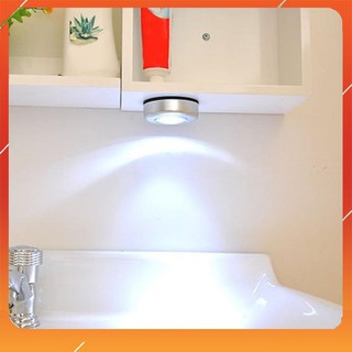 Đèn Cảm Ứng Tủ Quần Áo Cầu Thang Led 1 Chạm Tiện Lợi Đa Năng Gắn Tường Dùng Pin