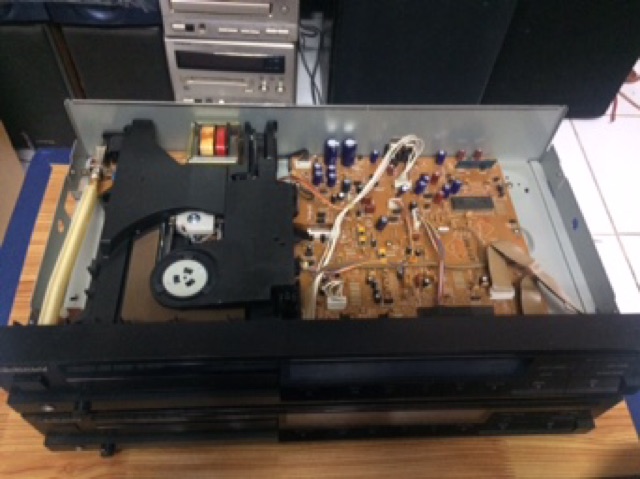 Bán nhanh đầu CD technics P120