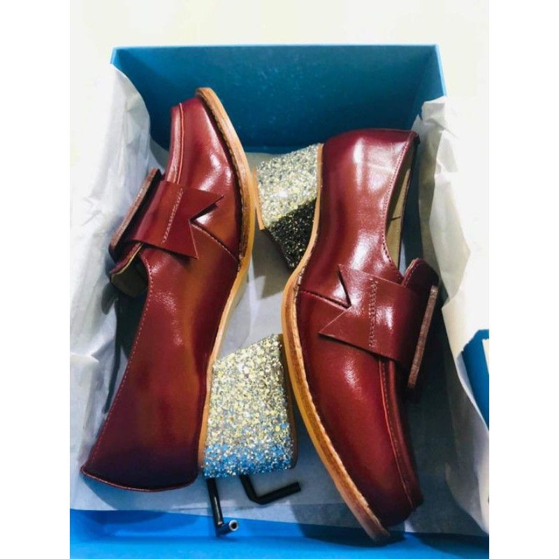 Giày của croon pass