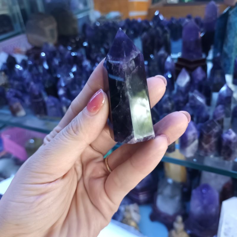 Trụ đá tím thô thanh tẩy năng lượng, chơi tarot phong thủy thu hút may mắn