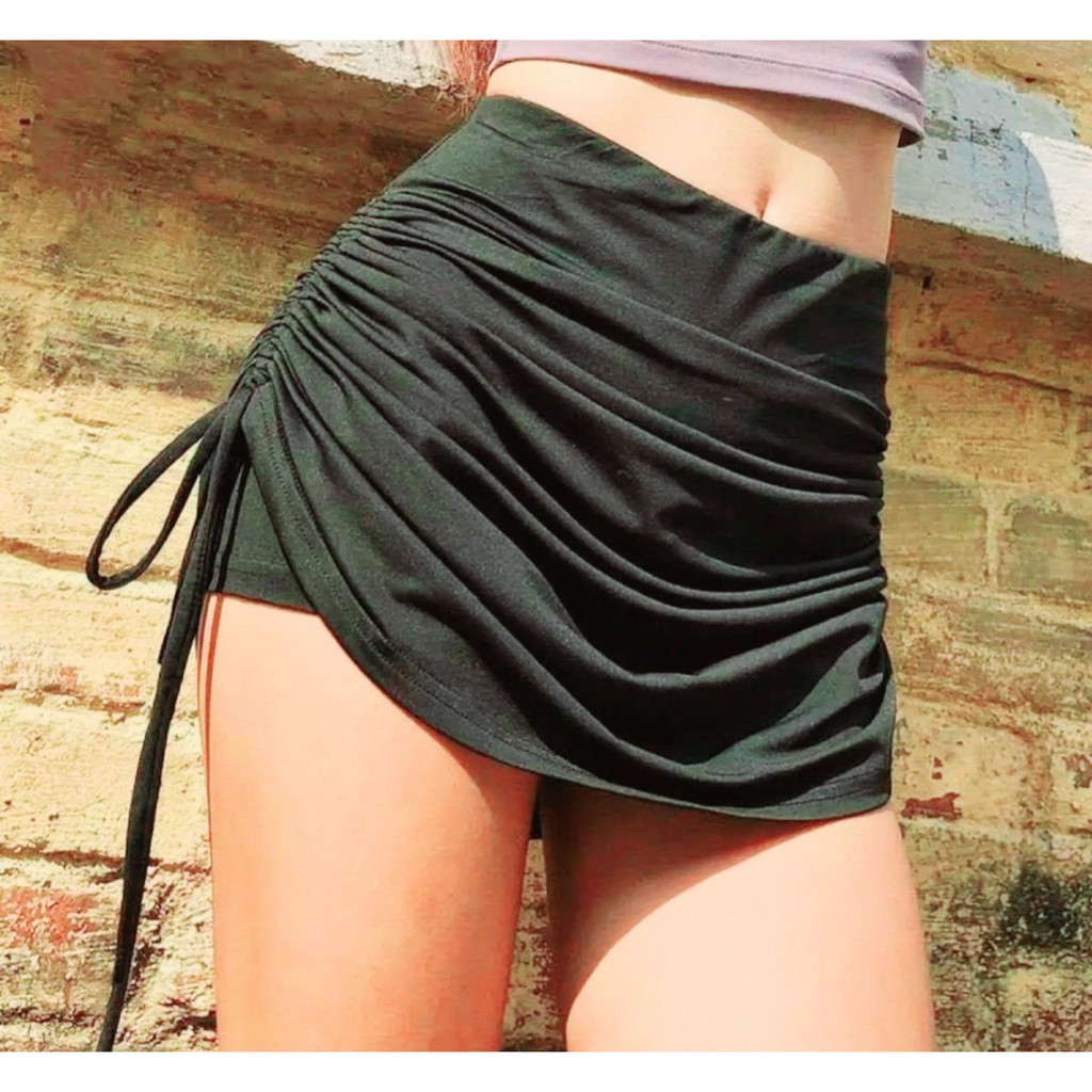 CHÂN VÁY RÚT DÂY HAI BÊN ÔM BODY CÓ QUẦN TRONG R2