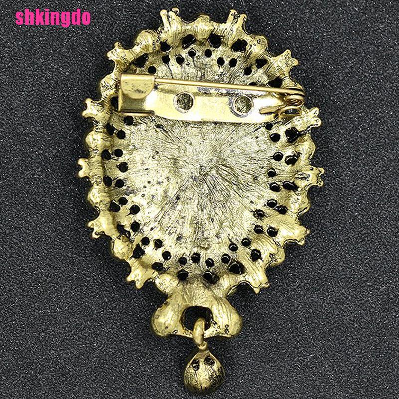 Cài áo hình nữ hoàng đính đá pha lê phong cách cổ điển thời trang nữ