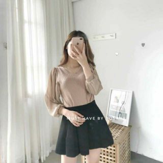 Áo len tay voan cổ tim