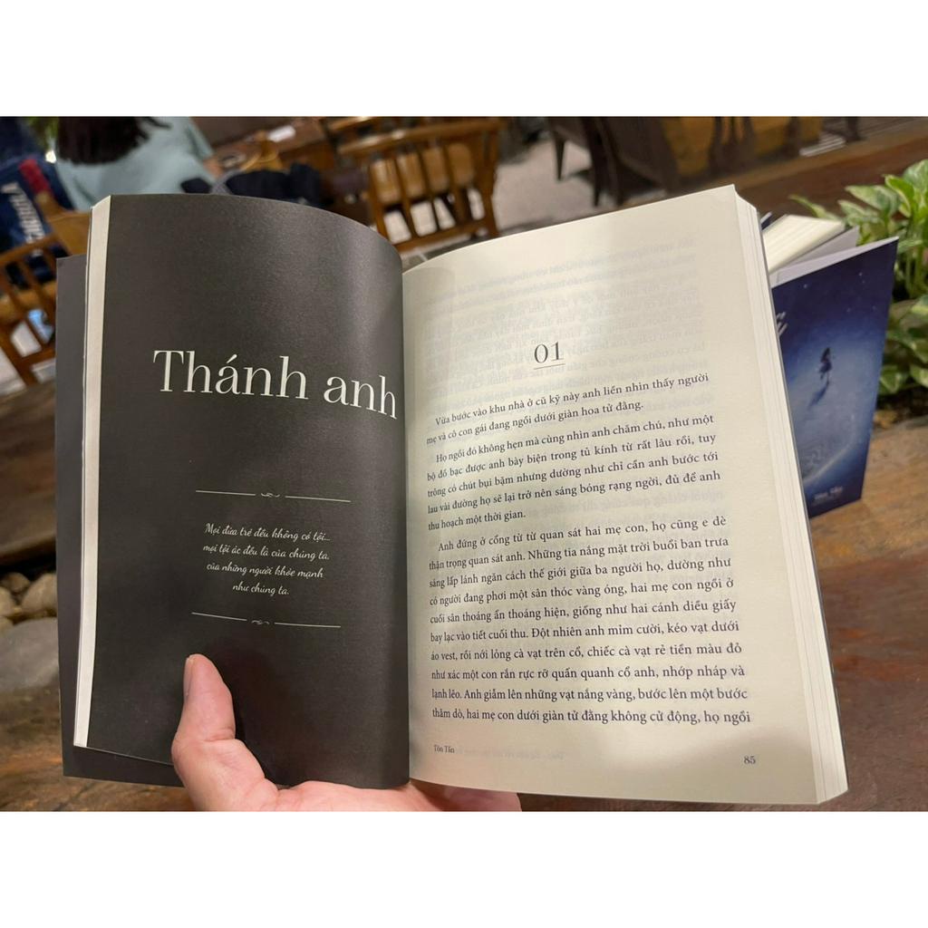 Sách – Muối - Sự Hồi Sinh Nơi Sâu Thẳm Vụn Vỡ &amp; ĐAU - Sự Cứu Rỗi Nơi Tận Cùng Đau Thương - AZ Việt Nam - NXB Thanh Niên