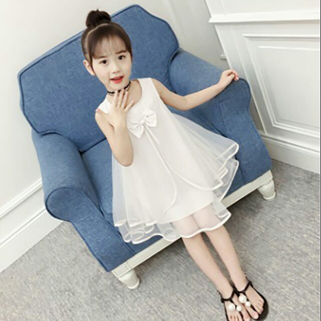 Đầm lưới cánh tiên trắng cho bé dịu dàng