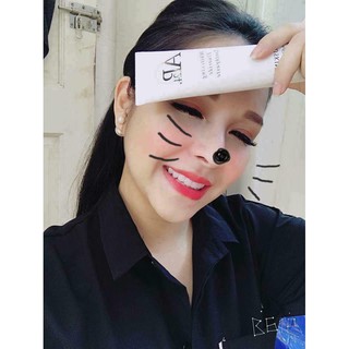 kem đánh răng AP24