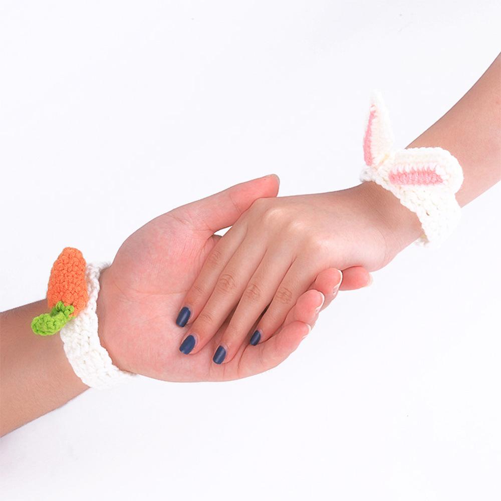 Vòng Tay Dây Bện Mặt Hình Tai Thỏ / Gấu / Cà Rốt / Gấu Bằng Len Dễ Thương Dùng Làm Quà Tặng Cho Bạn Thân