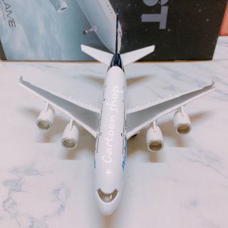 Máy bay sắt mô hình