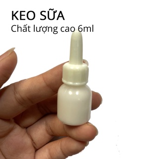 Keo sữa chất lượng cao 6ml dùng để bổ sung cho decal dán tường dính chắc hơn