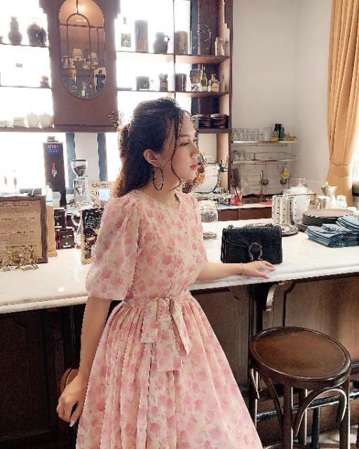 Đầm hoa hồng nơ lưng