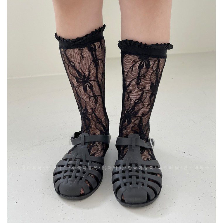 Sandal đi biển thiết kế đơn giản thoải mái cho bé
