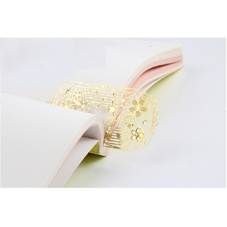 Kẹp sách Bookmark kim loại vàng tròn cổ trang