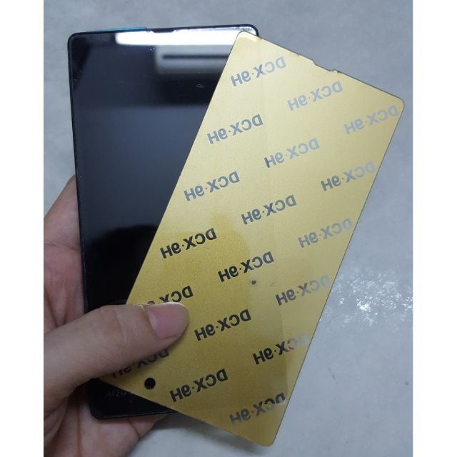 Kính cường lực dẻo sharp 303sh mặt trước.