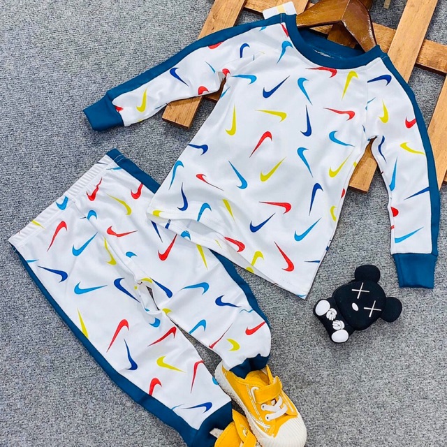Bộ bôrip Gymboree bé trai
