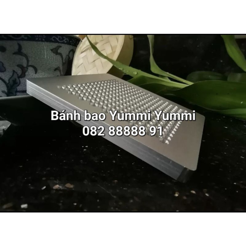 Khuôn bánh tạo hình múi na