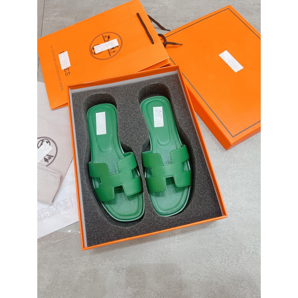 Dép lê nữ Hm full box hàng loại 1  nhiều màu chất liệu da mềm chống trơn trượt kèm ảnh thật H38