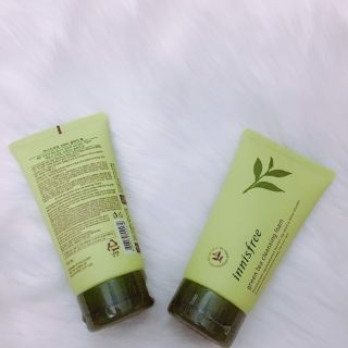 Sữa  rửa  mặt  trà  xanh mẫu  cũ