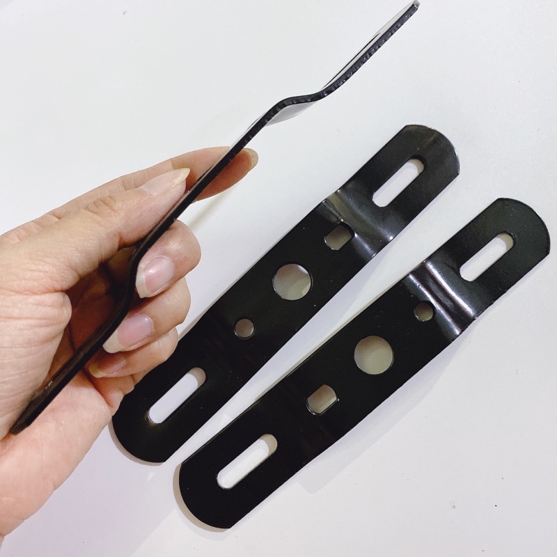 Pát bắt bảng tên sơn tĩnh điện