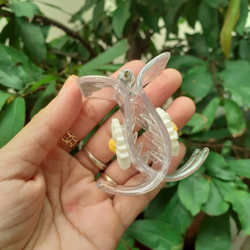 Kẹp tóc 5 răng trong đính hoa cúc