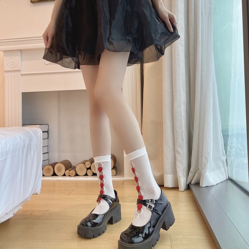 Tất Lưới Rỗng Họa Tiết Trái Tim 3D Phong Cách Lolita Nhật Bản Cho Nữ