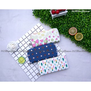 Ví dài nhiều họa tiết