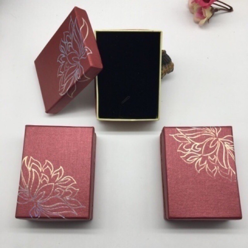 set 12 hộp đỏ hoá sen loại đẹp