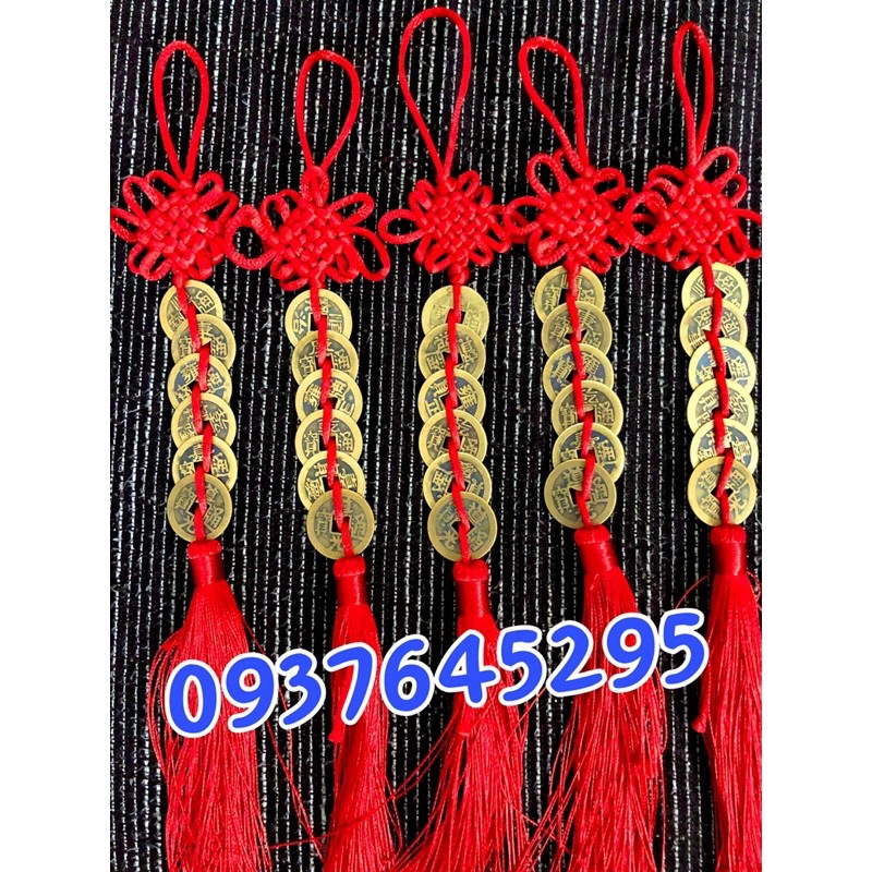 Xâu tiền xu lục đế