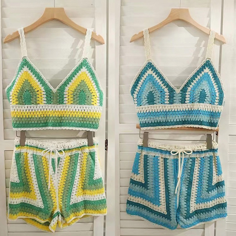 Set Áo Croptop 2 Dây + Quần Sọt Dệt Kim 10MK