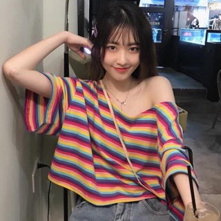 Áo croptop cầu vồng trễ vai