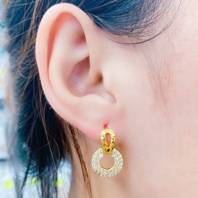 Bông tai khoen tròn đính đá mạ vàng