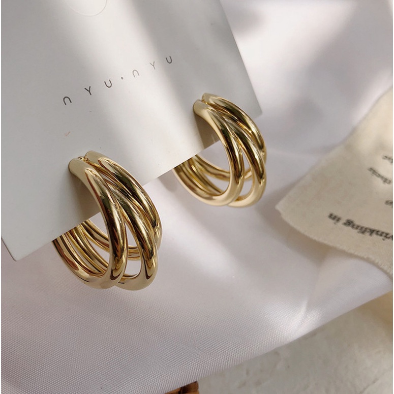 KHOEN TAI PHONG CÁCH NỮ THỜI TRANG HÀN QUỐC