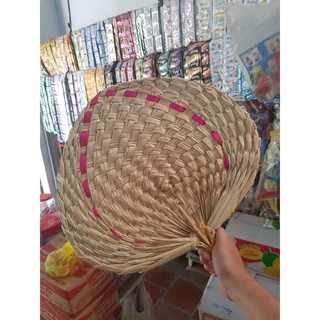 QUẠT CẦM TAY BẰNG LÁ CỌ ĐAN