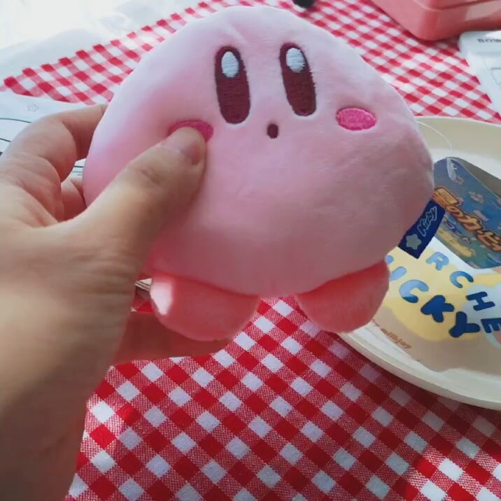 Túi Đựng Tai Nghe Airpods Hình Nhân Vật Kirby Bằng Lông Nhung Dễ Thương Xinh Xắn