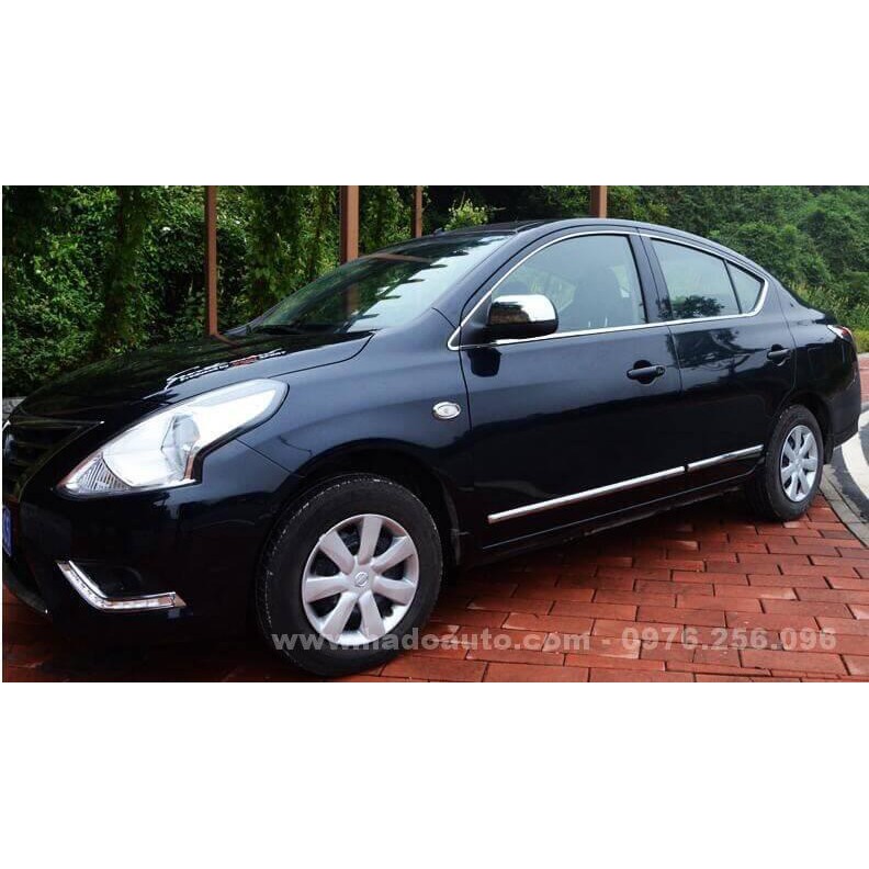 Nẹp Chân Kính Cong Kính Nissan Sunny