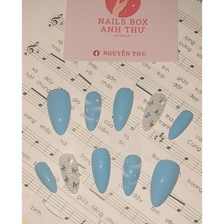Nailbox thiết kế - Nailbox đám mây ẩn bướm